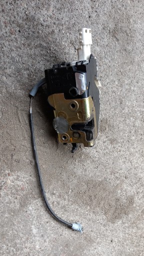 Замок двери правый передний 9660699780 CITROEN C4 и