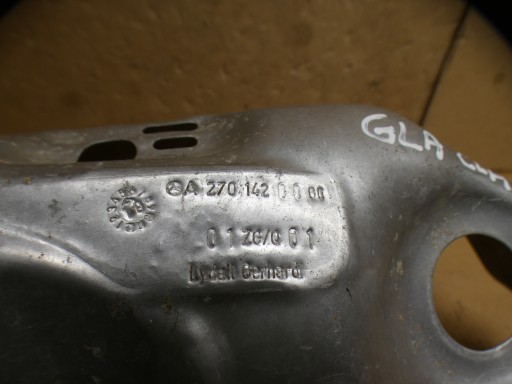 MERCEDES-BENZ B-CLASS W246 Blende Abdeckung Turbolader A2701420000