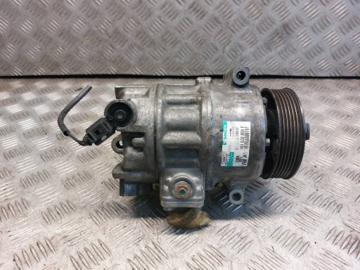Компрессор кондиционера VW PASSAT B6 2.0 TDI 1K0820859F