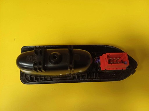 ovladac PANEL okna RENAULT LAGUNA a KOMBI 7701672450E NR643