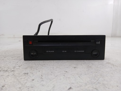 SEAT ALHAMBRA and changer PLYT CD