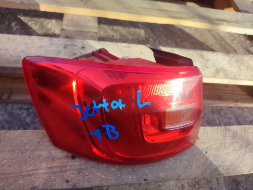 light left rear part left rear Volkswagen Jetta VI 5C6945095