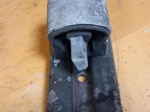 gearbox mount MERCEDES E-KLASA W212 2.2 CDI A2122402002 09-16