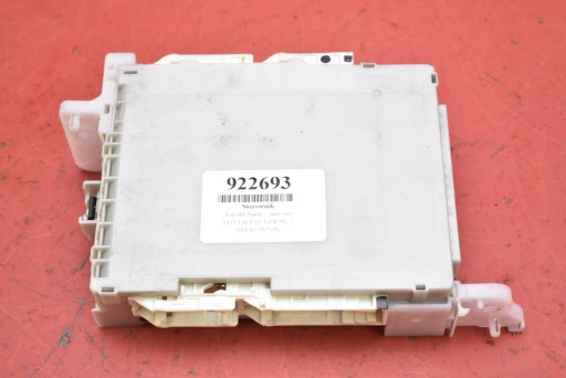 control unit module BSI 89221-0D400 TOYOTA YARIS 3 III 1.33 VVTi 99 KM 14-17