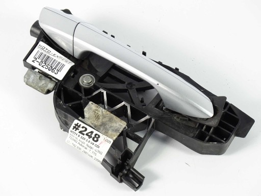 Mercedes S класс W221 правая задняя дверная ручка 775