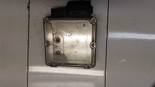 VW AUDI SEAT SKODA 1.6 TDI computer control unit of the engine 0281019175 04L907309E