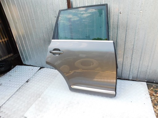 door right rear part rear. of the passenger VW Touareg and 1 7L0 complete window