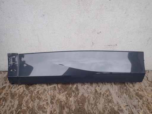 moulding for door right rear. right rear part VW VOLKSWAGEN TAYRON R41 57N854950A