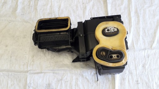 ОБІГРІВАЧ VW POLO 9N LIFT 6Q1820001BM