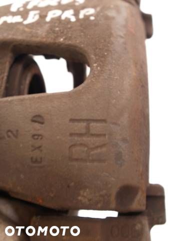 Ford Focus Étrier frein Frein Droite Avant mk2 II 04r