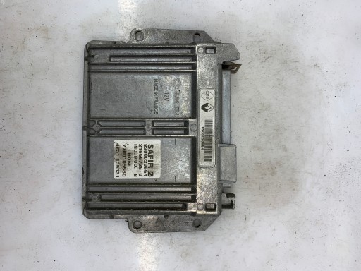 Комп'ютер двигуна renault 8200029554 7700105560