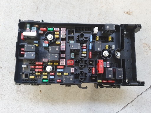 68351953AC - Блок предохранителей Cherokee KL 2019 LIFT 3.2