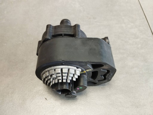 Mercedes-Benz B W246 W242 motorić cirkulacije vode 101556800C