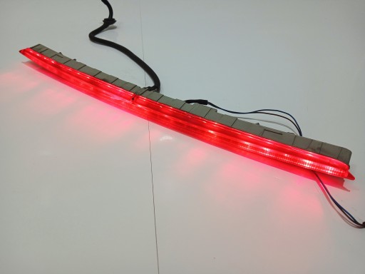 TRZECIE Feux phare STOP BMW F11 7203224