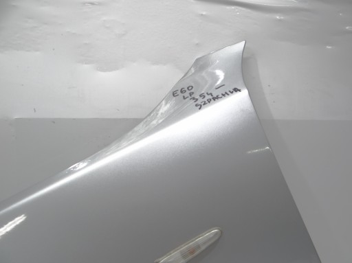 Kotflügel links vorne BMW E60 TITANSILBER