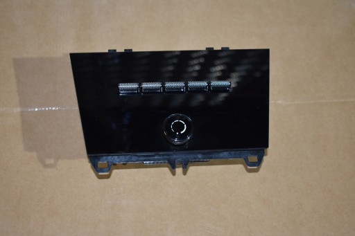 IDEALNY COMANDI CLIMA PORSCHE CAYENNE 9Y LIFT 24R. 1