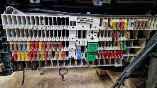 Плата запобіжників панель панель scania r g s 2569894