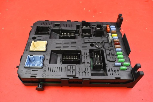 compartment of fuses BSI 966405908001 CITROEN C4 PICASSO and 2.0 HDI 136 KM