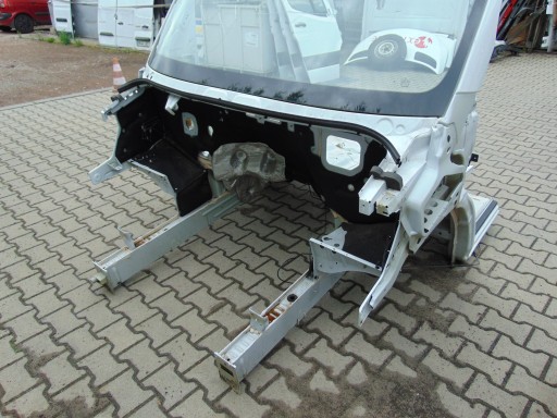 SPRINTER 907 передній, L + R задній привід