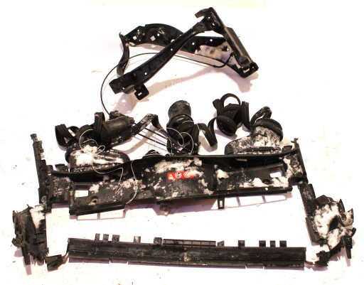 MERCEDES W212 окуляр пластиковий корпус радіатора