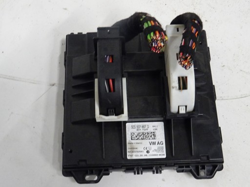 5C5937087D - VW NEW BEETLE 5C МОДУЛЬ КОМФОРТА BCM PLUG