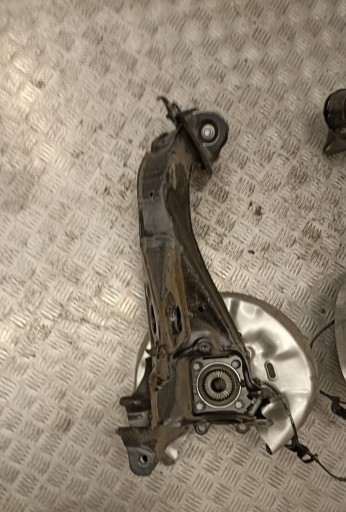 BMW F39 F48 swing left right rear part 6898963 689864 X-DRIVE