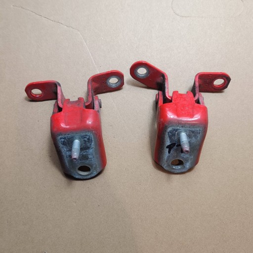 Ford Fiesta MK7 LIFT hinges door tylnych right rear part