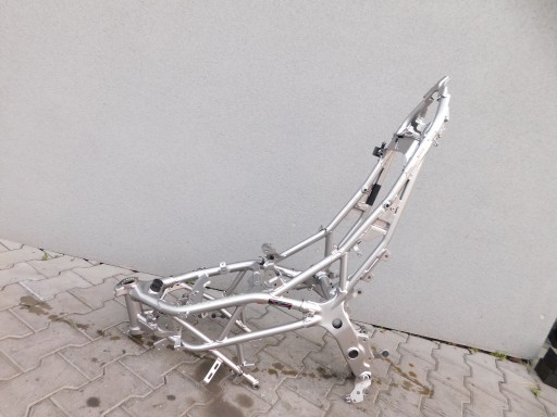 102345 - KAWASAKI Z300 рамка без документов