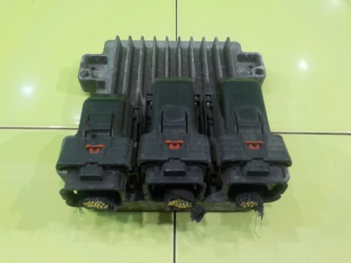 WP68 10 - Opel corsa e 1.2 b 15r hb 5d компьютер контроллер двигателя 1269134 12668866