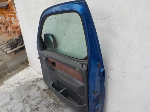 871 CITROEN BERLINGO a dveře pravé předek přední KMHC
