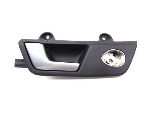 Ручка двери внутренняя левая 8E2837019F AUDI A4 B7