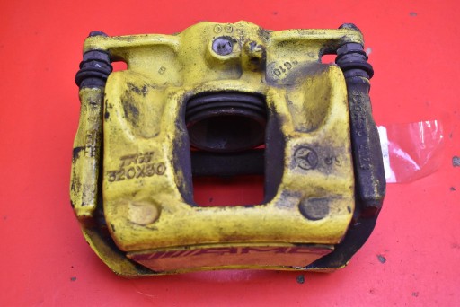 caliper brake right front MERCEDES CLA 250 C117 2.0i 211 KM AMG 13-16