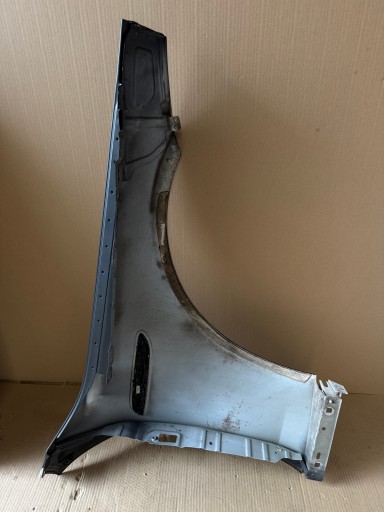 perfect condition fender front front left colour 818 MERCEDES GT X290 4-DOOR 1