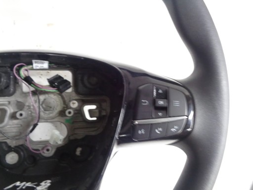 FORD FIESTA MK8 LENKRAD MULTIFUNKCJA 16R