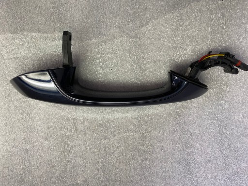 BMW 5 G30 G31 handle door right KEYLESS 8492176