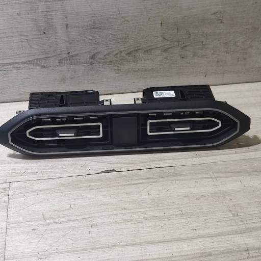 grid air conditioning devices side of the dashboard Dacia Jogger 687601008R