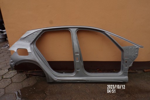 10e809806A - Крило Cupra Born, накладка на пороги