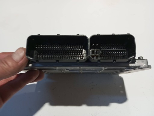 control unit of the engine computer SUBARU FORESTER III SH 22611AU250