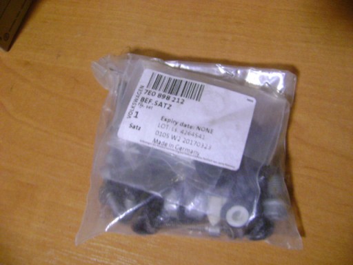 VW T5 T6 комплект монетизации задней двери 7E0898212