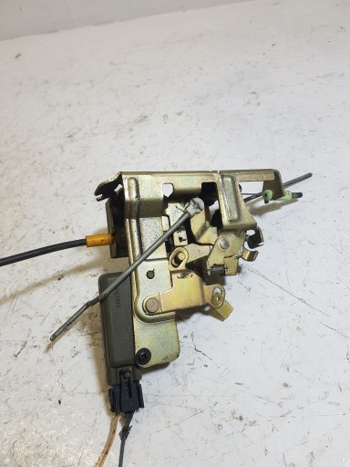 lock door SKRZYDELKOWYCH of left OPEL MOVANO