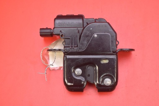 de la serrure du capot arrière coffre 846307169R RENAULT MEGANE 3 III 5D HB 13-20