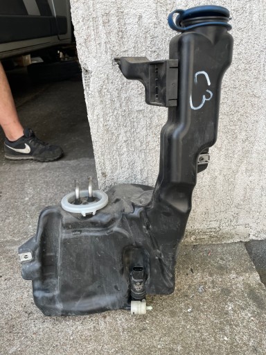 2 - MERCEDES C Class W204 LIFT бачок омывателя