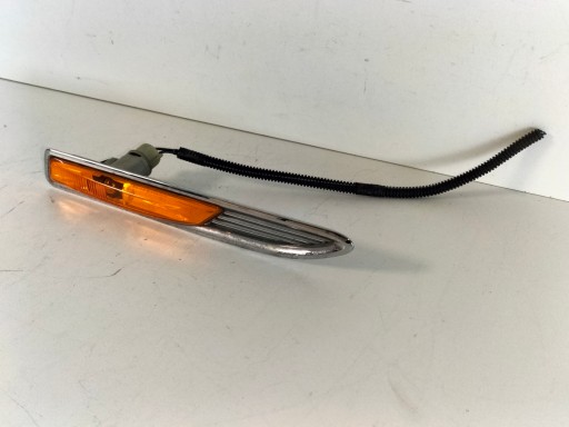 blinker indicator of a fender front right FORD MONDEO MK4 07