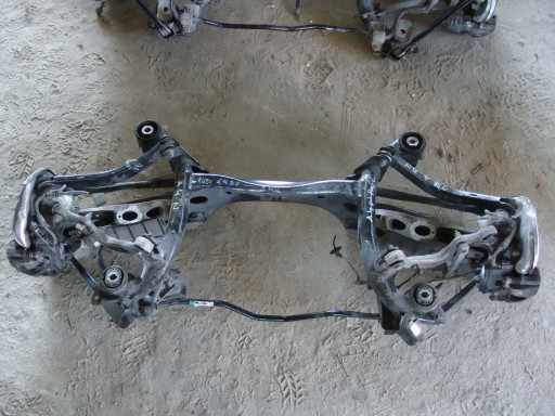 A4 B9 - Балка задня, міст повний, ауді а4 б9