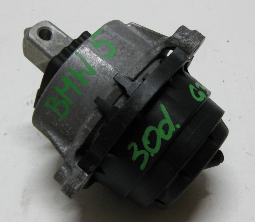 BMW 5 G30 3.0D 19R engine mount left 6860477