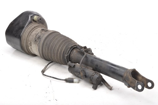 G11 G12 3.0 D амортизатор передний правый читать описание!