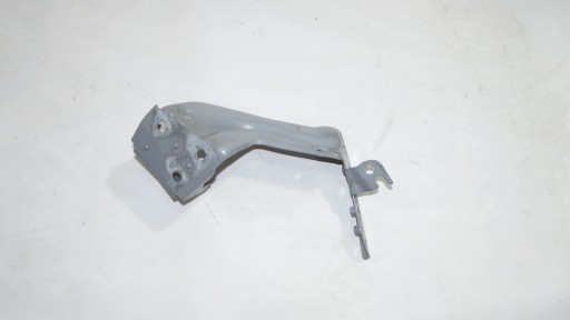 Volvo EX30 konzola tartó sárvédöt jobb eleje 8893257903