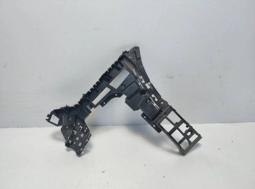 31407731 - Volvo xc90 2019 правый крепеж