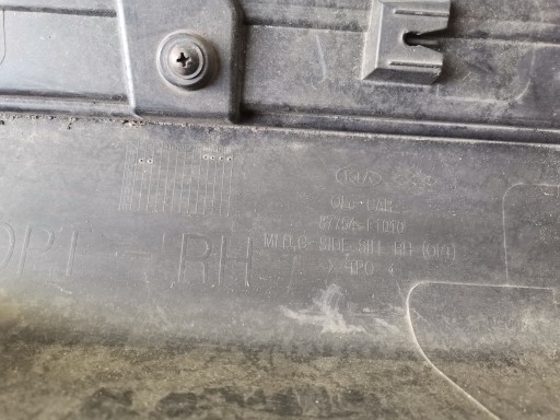 moulding threshold right KIA SPORTAGE IV LINE 87754-F1010