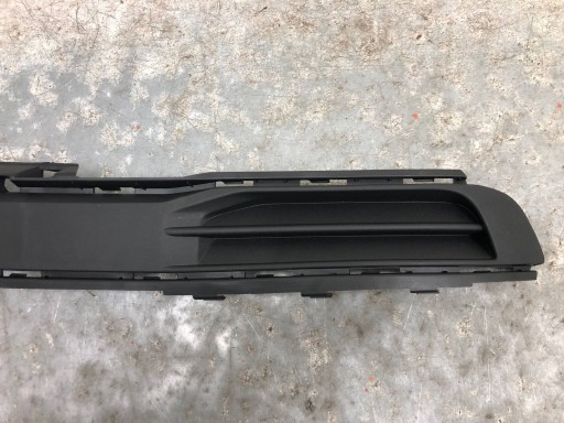 mřížka nárazníku levý předek VW T6 7E0807489C